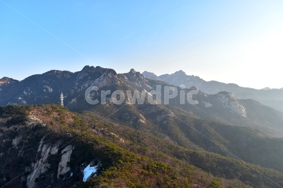 북한산,풍경,자연,국립공원,서울,도심지,명산,겨울,힐링,산행지,국내여행,자연풍경,산사진,Seoul,Korea,National,Park,비경,산행,등산,트레킹,100대명산,기암,바위산,백운대,바위,암봉,암봉우리,족두리봉,향로봉,비봉,자연,풍경,nature,landscape,한국자연풍경,한국자연경관,korea nature landscape,mountain range,산맥,mountain,산,outdoors,옥외,slope,경사,peak,피크