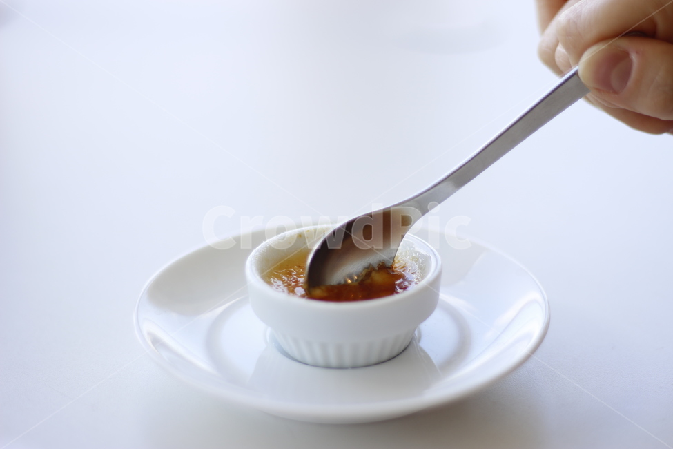 카페,디저트,음료,음식,크림브륄레,음식,식재료,요리,food,cook,meal,dishes,food reserves,디저트,간식,후식,dessert,snack,감성,sensible,feeling