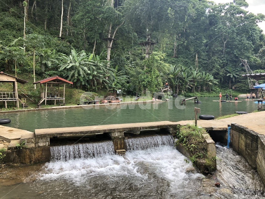 nature,자연,outdoors,옥외,water,물,계곡,바다,폭포,동남아,라오스,휴양지,수영