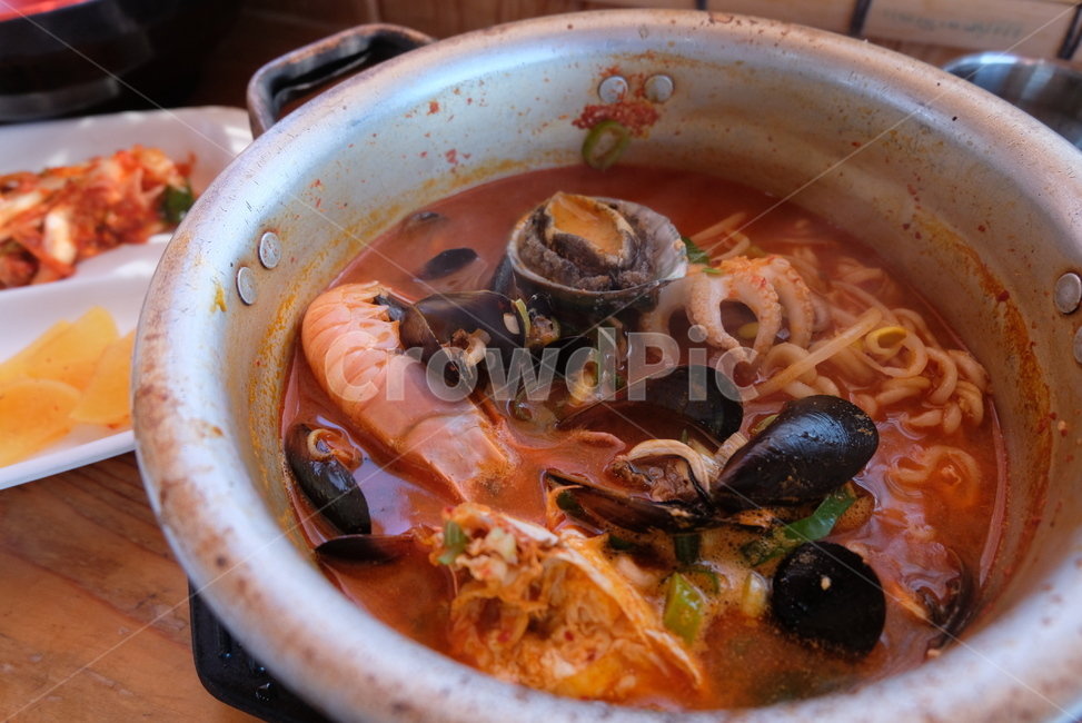 음식,라면,해산물,맛집,짬뽕,해산물라면,음식,식재료,요리,food,cook,meal,dishes,food reserves,면류,면요리,noodles,중식,중국음식,중화요리,chinese food,chinese dishes,chinese meal,chinese cook