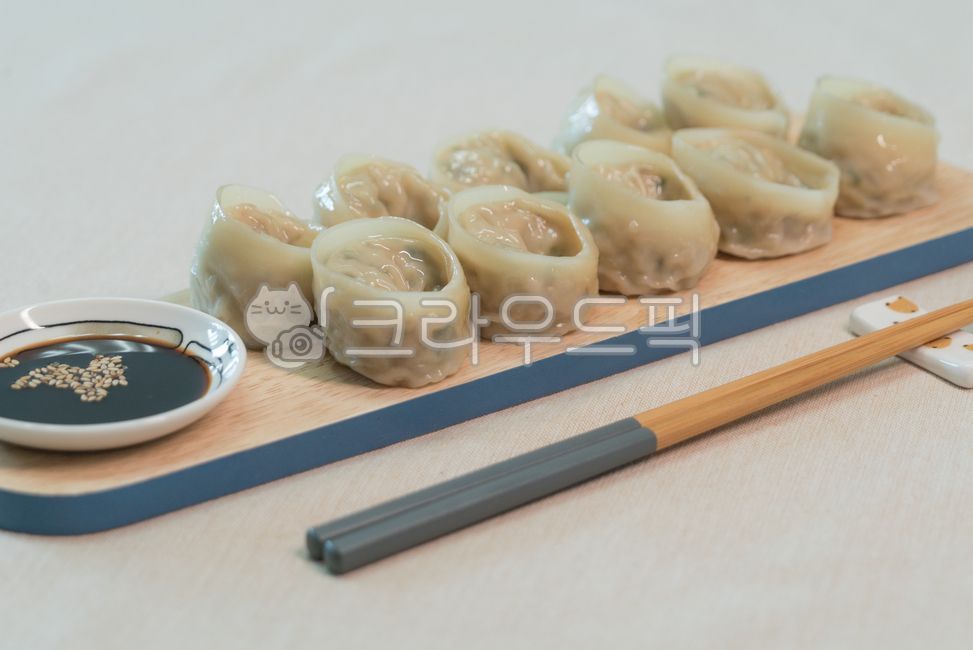 음식,food,만두,왕만두,냉동만두,능이만두,고기만두,분식,만두조리,교자,빠오즈,음식,식재료,요리,food,cook,meal,dishes,food reserves