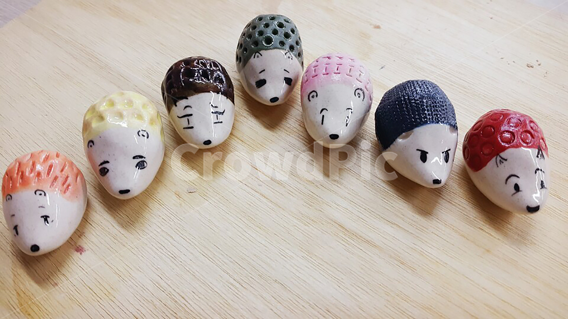 고슴도치,도자기,악세사리,소품,가족,도자,공예,제품,디자인,diy,동물,귀여운,알록달록