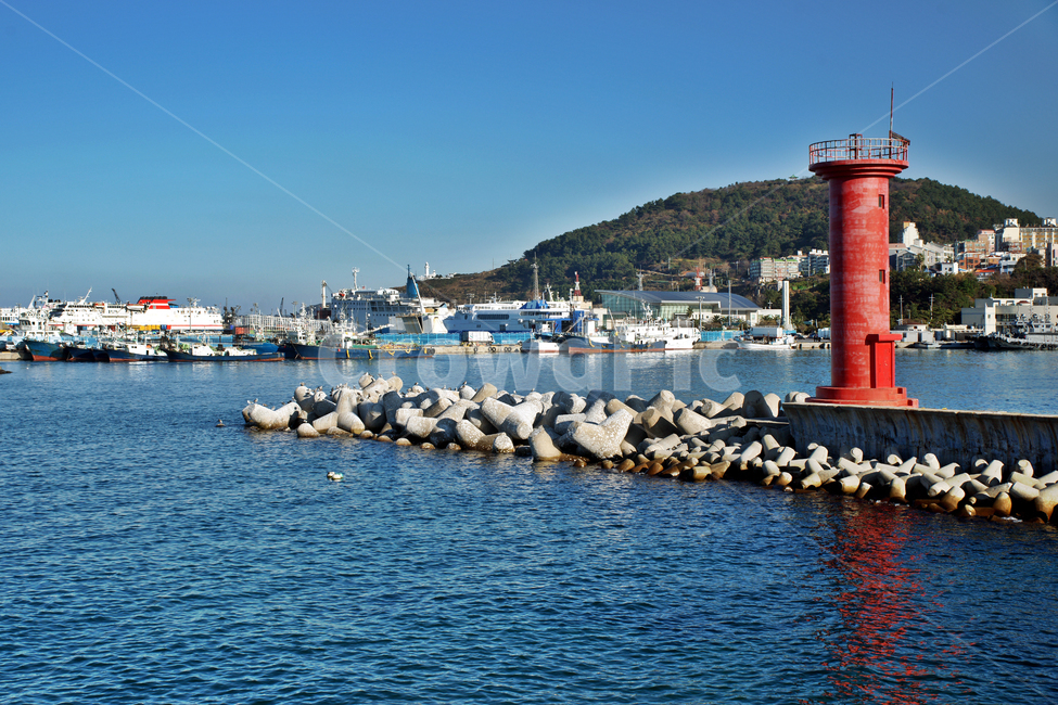 제주항,제2부두,빨간등대,방파제,사라봉,바다,제주,등대,lighthouse,산업,industry,industrial,어업,fishery,fishing industry