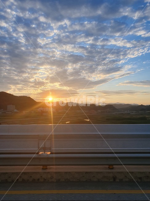 light,빛,flare,플레어,구름,하늘,태양,sunset,sun,해,cloud