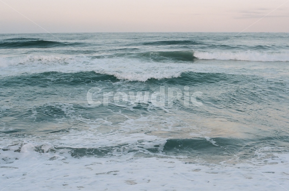 필름사진,가을바다,바다,자연,nature,sea,ocean,water,물,outdoors,분위기있는,파스텔,슬픈,우울한,쓸쓸한,자연,풍경,nature,landscape,대양,옥외