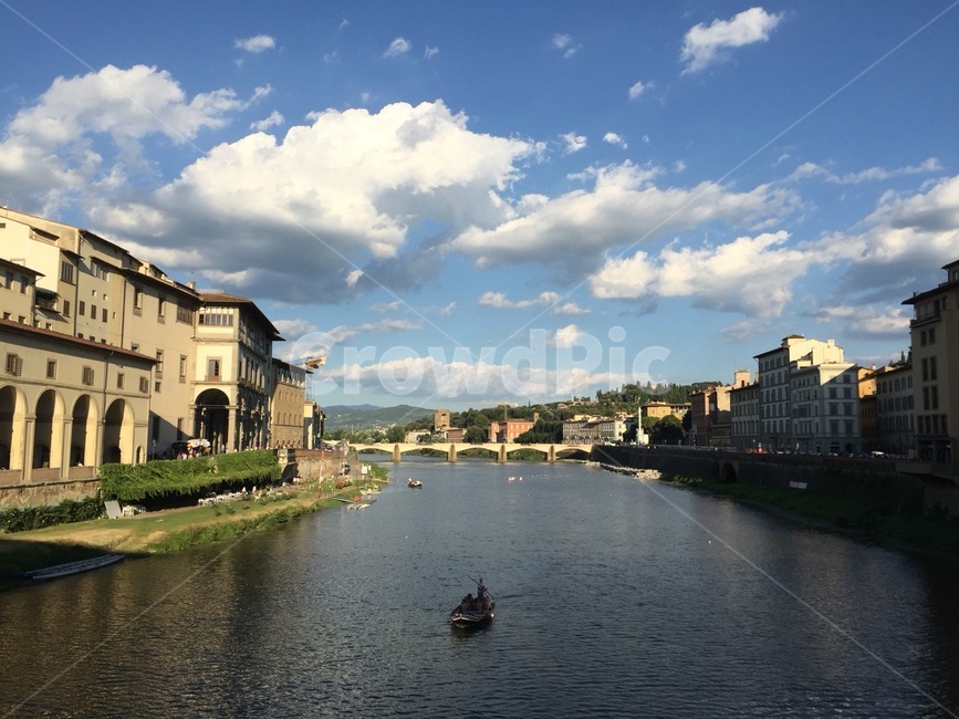 호수,강,sky,구름,다리,river,유럽,배,보트,boat,daylight,lights,mood,natural,landscape,air,earth,spring,color,sunshine,물,낯,전경,불빛,햇살,햇빛,풍경,푸른,자연,석양,해질녁,건물,buildings