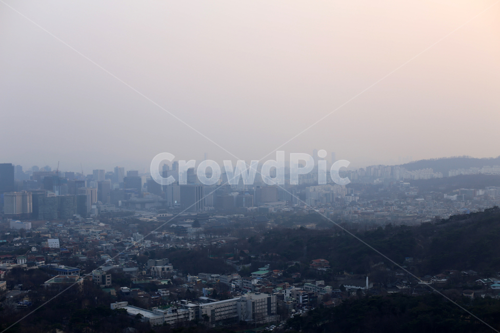 서울,도시,산,하늘,건물,스카이라인,고층건물,마천루,전경,구름,안개,스모그