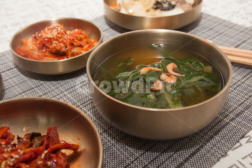 한식,음식,반찬,food,한국음식,먹거리,koreanfood,sidedishes,나물,국,김치,soup,kimchi,식탁,table,한끼,식사,meal,조림,무말랭이,시금치,아침,점심,저녁,breakfast,lunch,dinner,밥상,음식,식재료,요리,food,cook,meal,dishes,food reserves,한식,한국음식,한국요리,korean food,korean dishes,korean meal,korean cook