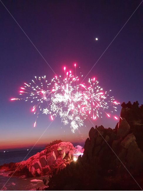 불꽃축제,불꽃,불꽃놀이,사람과불꽃,밤,festival,fireworksfestival,fireworks,people