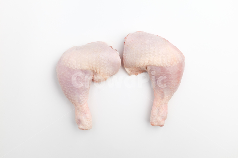 닭,생닭,손질된닭,닭껍질,닭다리,재료,식재료,음식재료,요리,고기,닭고기,날것,식품,음식,클로즈업,식용,닭뼈,맛있는,기름진,고소한,담백한,단백질