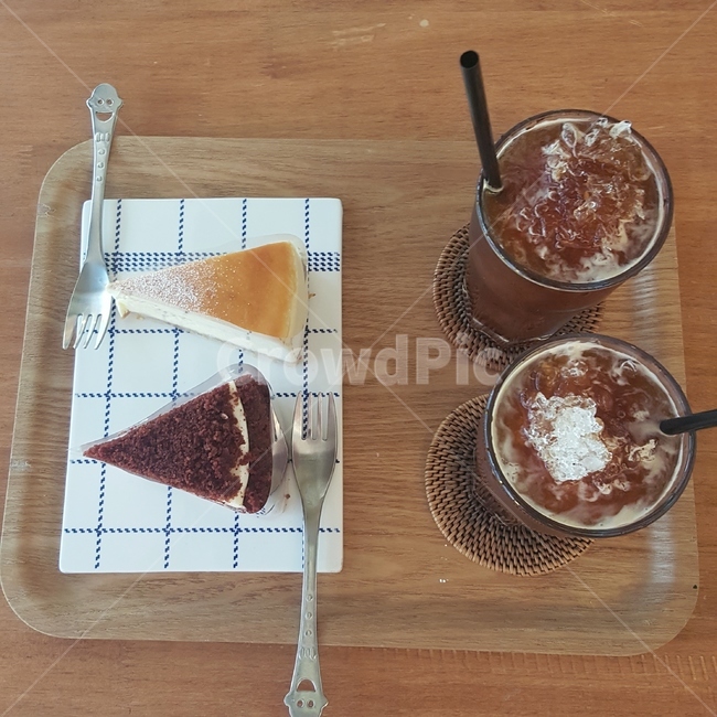 카페,커피,감성사진,디저트,케이크,음식,식재료,요리,food,cook,meal,dishes,food reserves,빵,bread,디저트,간식,후식,dessert,snack,커피,카페,coffee,cafe
