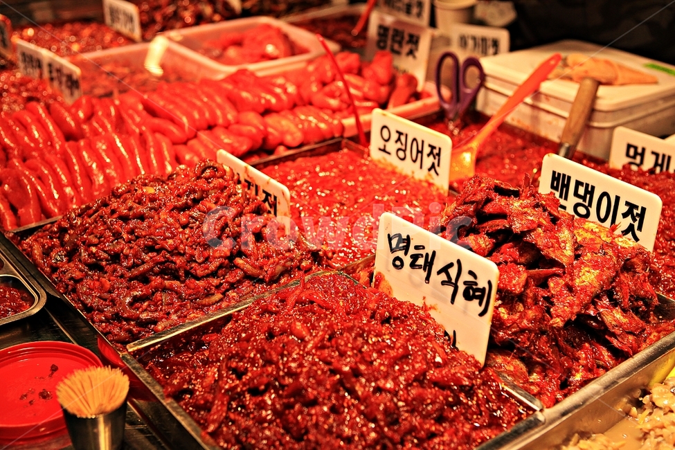 젓갈,젓,절인음식,음식,배경,먹거리,시장,마트,마켓,market,mart,market place,음식,식재료,요리,food,cook,meal,dishes,food reserves,수산물,해산물,fishery products,seafood