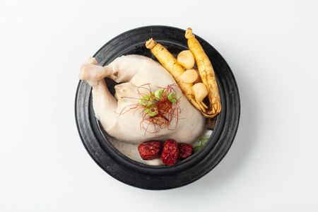 닭-닭고기-날것-고기-손질한