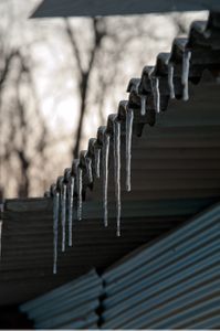 고드름-겨울-처마-winter-해질녘